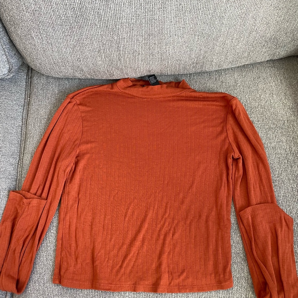 Long sleeve top